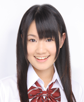 ファイル:2009年AKB48プロフィール 鈴木まりや.jpg