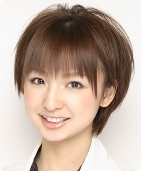 ファイル:2007年AKB48プロフィール 篠田麻里子.jpg