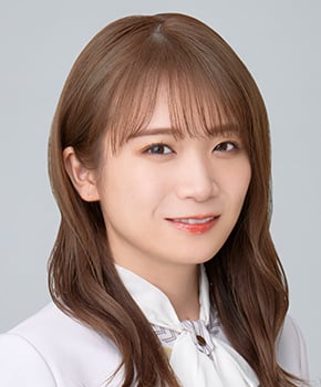 ファイル:2022年乃木坂46プロフィール 秋元真夏.jpg