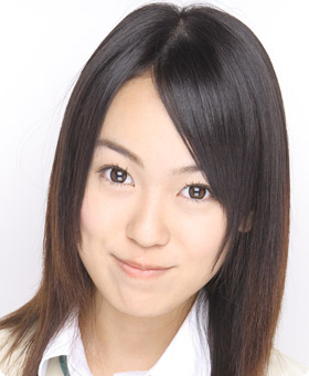 ファイル:2007年AKB48プロフィール 米沢瑠美 2.jpg