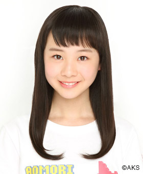 ファイル:2014年AKB48プロフィール 横山結衣 2.jpg