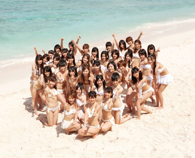 ファイル:真夏のSounds good ! アーティスト画像.jpg