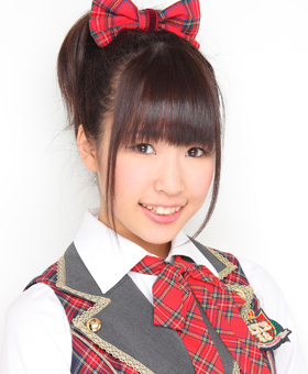 ファイル:2010年AKB48プロフィール 佐藤夏希 2.jpg