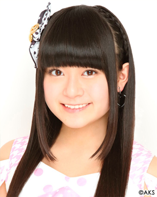 ファイル:2014年HKT48プロフィール 岩花詩乃.jpg