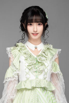 ファイル:2023年AKB48 Team SHプロフィール 叶知恩.jpg