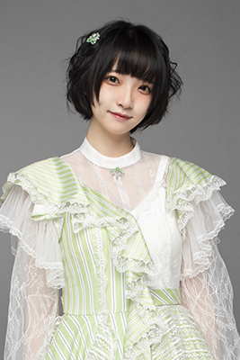 ファイル:2023年AKB48 Team SHプロフィール 王晓阳.jpg