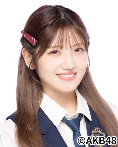 ファイル:2024年AKB48プロフィール 村山彩希.jpg