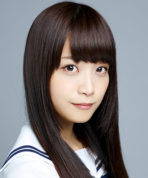 ファイル:2013年乃木坂46プロフィール 深川麻衣 2.jpg
