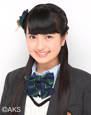 ファイル:2015年AKB48プロフィール 下青木香鈴.jpg