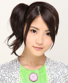 ファイル:2012年乃木坂46プロフィール 若月佑美 3.jpg
