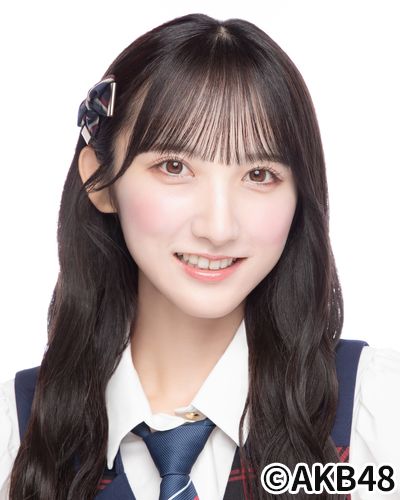 ファイル:2024年AKB48プロフィール 長友彩海.jpg