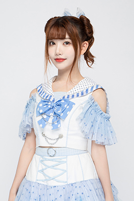 ファイル:2022年AKB48 Team SHプロフィール 曾鸶淳 2.jpg