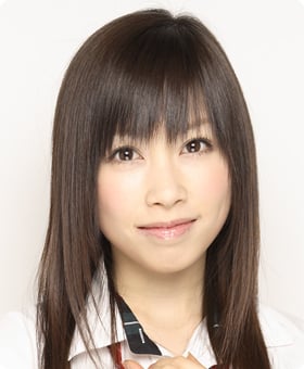 ファイル:2007年AKB48プロフィール 中西里菜.jpg