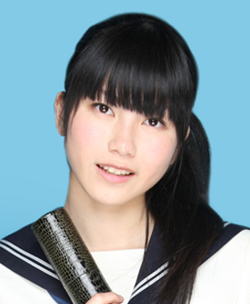ファイル:2010年AKB48プロフィール 横山由依.jpg