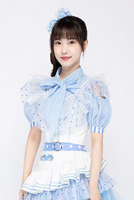 ファイル:2022年AKB48 Team SHプロフィール 邱笛尔 2.jpg