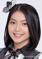 ファイル:2021年JKT48プロフィール Shania Gracia.jpg
