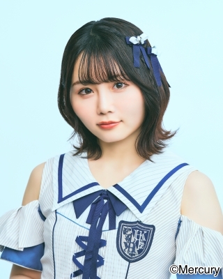 ファイル:2024年HKT48プロフィール 秋吉優花.jpg