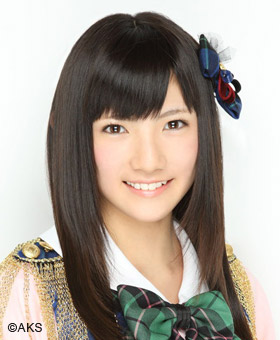 ファイル:2012年AKB48プロフィール 岡田奈々.jpg