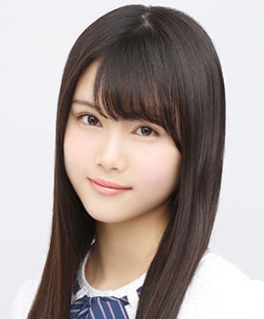 ファイル:2017年乃木坂46プロフィール 伊藤理々杏 2.jpg