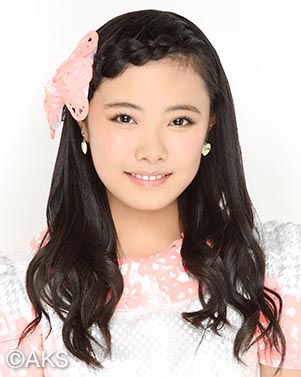 ファイル:2015年AKB48プロフィール 西山怜那.jpg