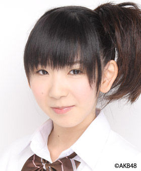 ファイル:2007年AKB48プロフィール 村中聡美.jpg