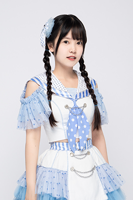 ファイル:2022年AKB48 Team SHプロフィール 张嘉哲 2.jpg