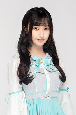 ファイル:2022年AKB48 Team SHプロフィール 叶知恩 3.jpg