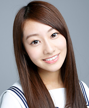ファイル:2013年乃木坂46プロフィール 桜井玲香 2.jpg