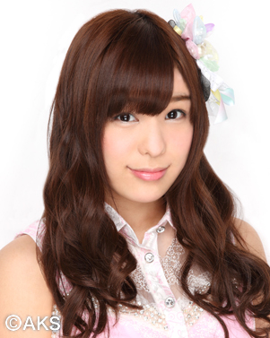 ファイル:2013年AKB48プロフィール 小嶋菜月.jpg
