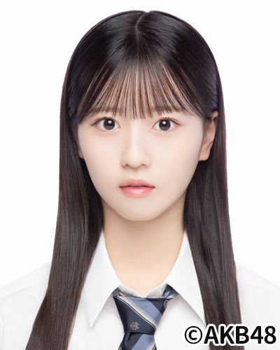 ファイル:2024年AKB48プロフィール 八木愛月.jpg