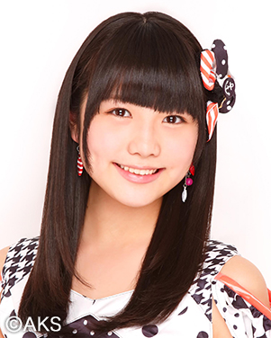 ファイル:2014年AKB48プロフィール 横島亜衿 2.jpg