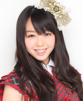 ファイル:2010年AKB48プロフィール 峯岸みなみ 2.jpg