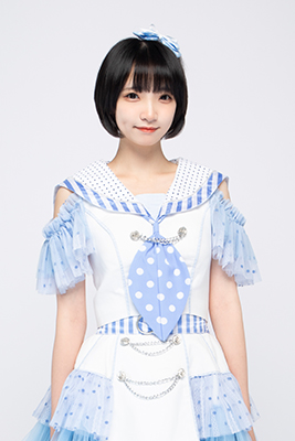 ファイル:2022年AKB48 Team SHプロフィール 王晓阳 2.jpg