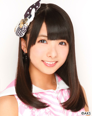 ファイル:2014年HKT48プロフィール 岡田栞奈.jpg