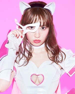 ファイル:2016年AKB48プロフィール にゃんにゃん仮面.jpg