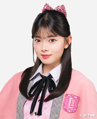 ファイル:2026年JKT48プロフィール Fiony Alveria 3.jpg