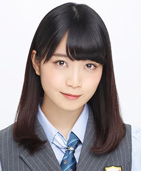 ファイル:2016年乃木坂46プロフィール 深川麻衣.jpg
