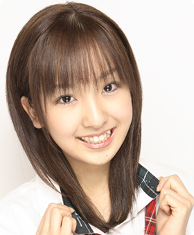 ファイル:2007年AKB48プロフィール 板野友美.jpg