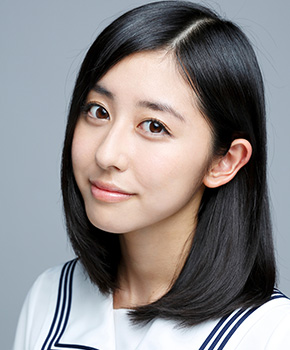 ファイル:2013年乃木坂46プロフィール 斎藤ちはる 2.jpg