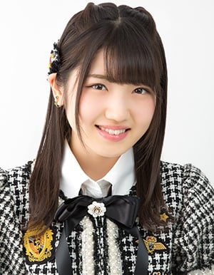 ファイル:2017年AKB48プロフィール 村山彩希.jpg