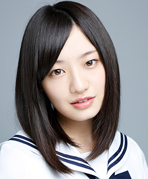 ファイル:2013年乃木坂46プロフィール 中田花奈 2.jpg