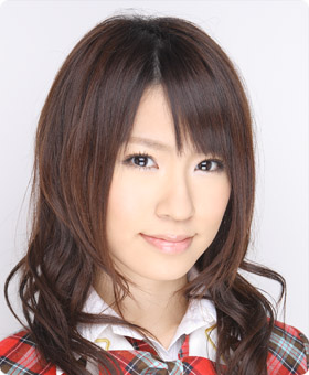 ファイル:2008年AKB48プロフィール 戸島花.jpg