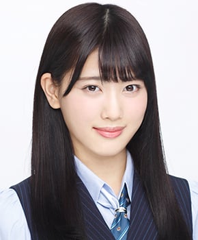 ファイル:2016年乃木坂46プロフィール 伊藤純奈.jpg