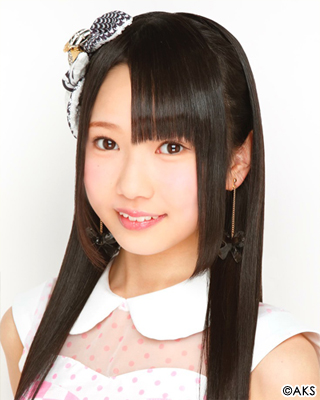 ファイル:2014年HKT48プロフィール 井上由莉耶.jpg