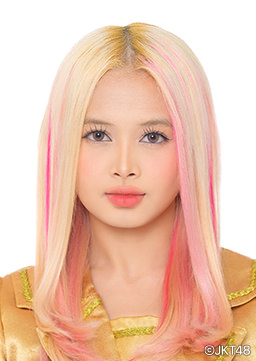 ファイル:2023年JKT48プロフィール Feni Fitriyanti.jpg