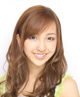 ファイル:2009年AKB48プロフィール 板野友美.jpg