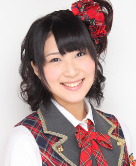 ファイル:2010年AKB48プロフィール 仲谷明香 2.jpg