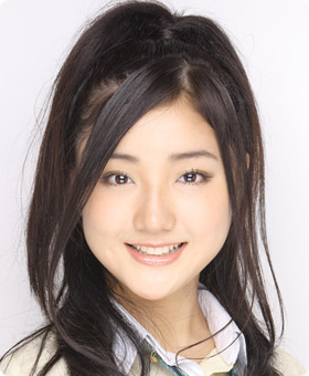ファイル:2007年AKB48プロフィール 松岡由紀 2.jpg