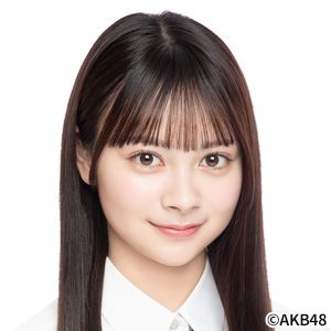 ファイル:2024年AKB48プロフィール 伊藤百花.jpg