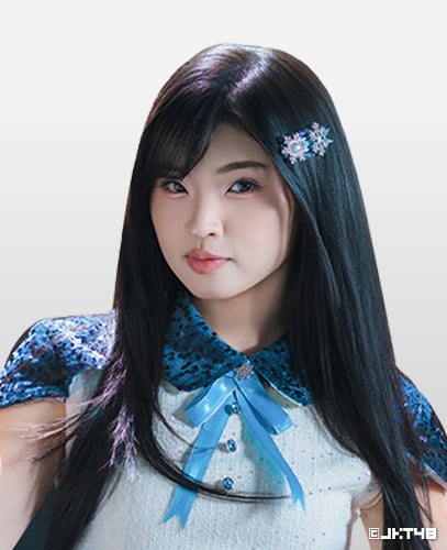 ファイル:2026年JKT48プロフィール Cynthia Yaputera 2.jpg